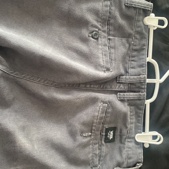 VANS gray flat front chinos 29 - Picture 3 of 5